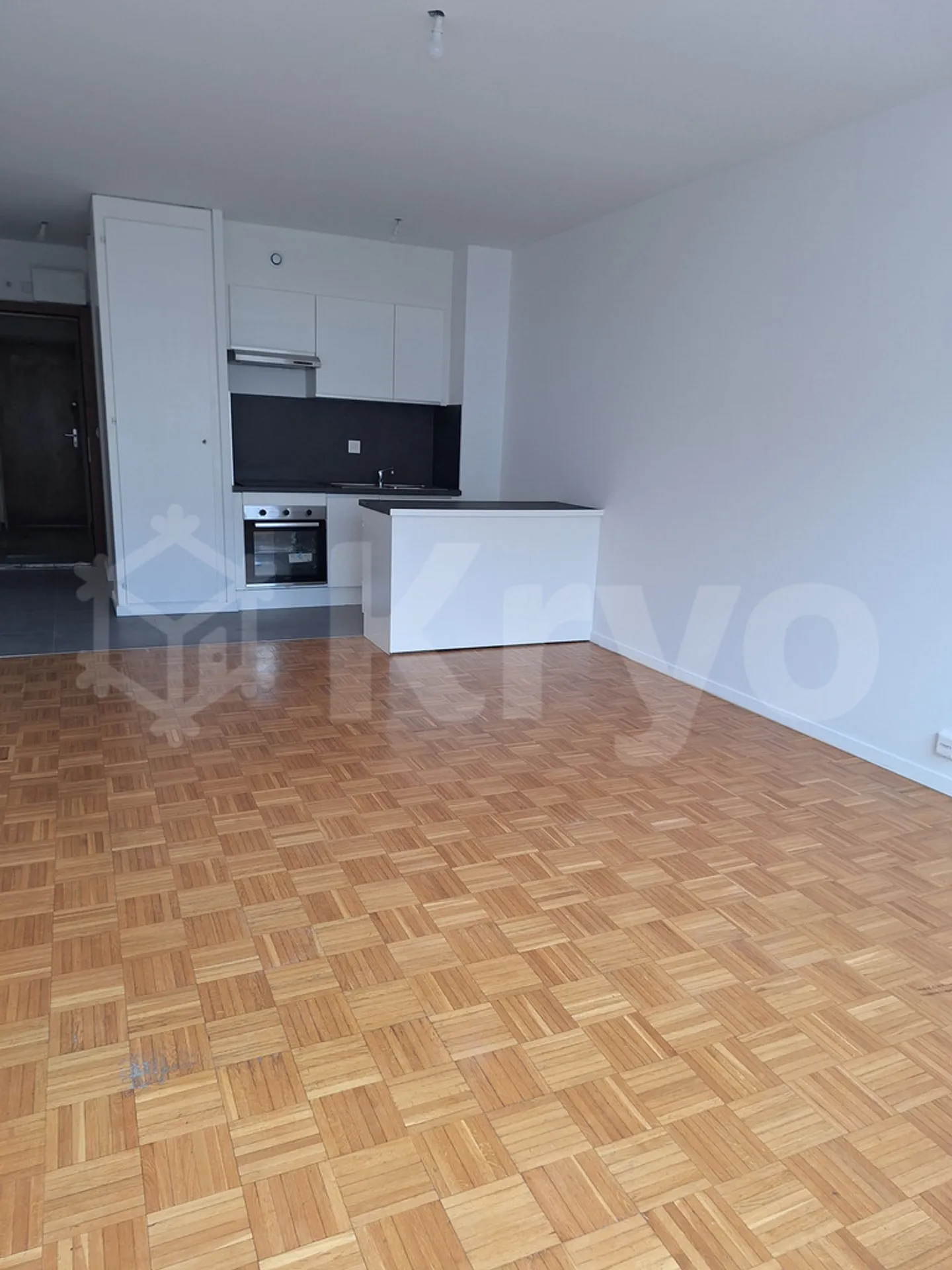 Beau Studio Rénové à Genève - Photo 4 sur 4