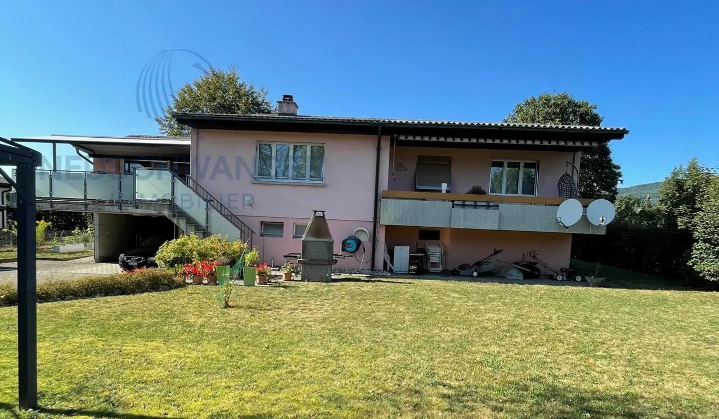 Charming house ideally located in a peaceful villa neighborhood - Photo 31 of 31