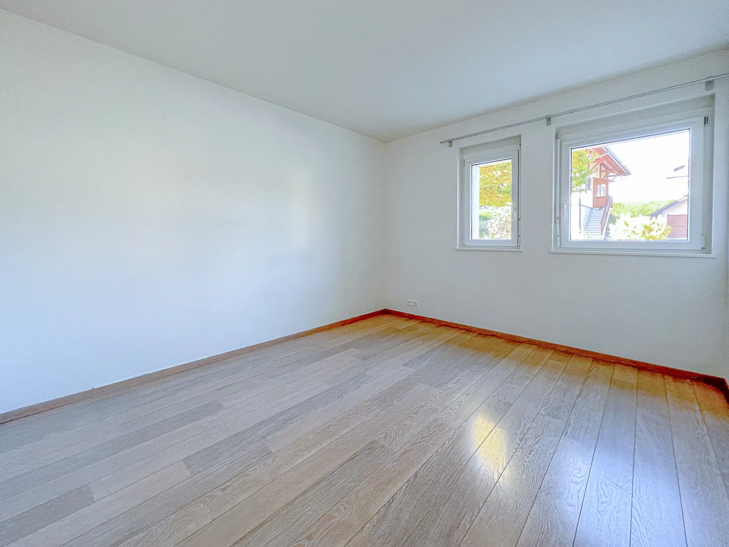 Apartment PPE with 2.5 rooms and terrace, 1 covered + 1 outdoor parking space additionally - Photo 6 of 16