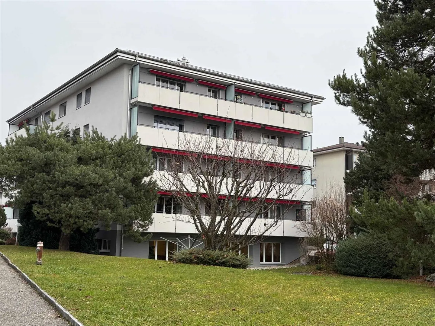 Appartamento 4.5 stanze - Foto 1 di 13