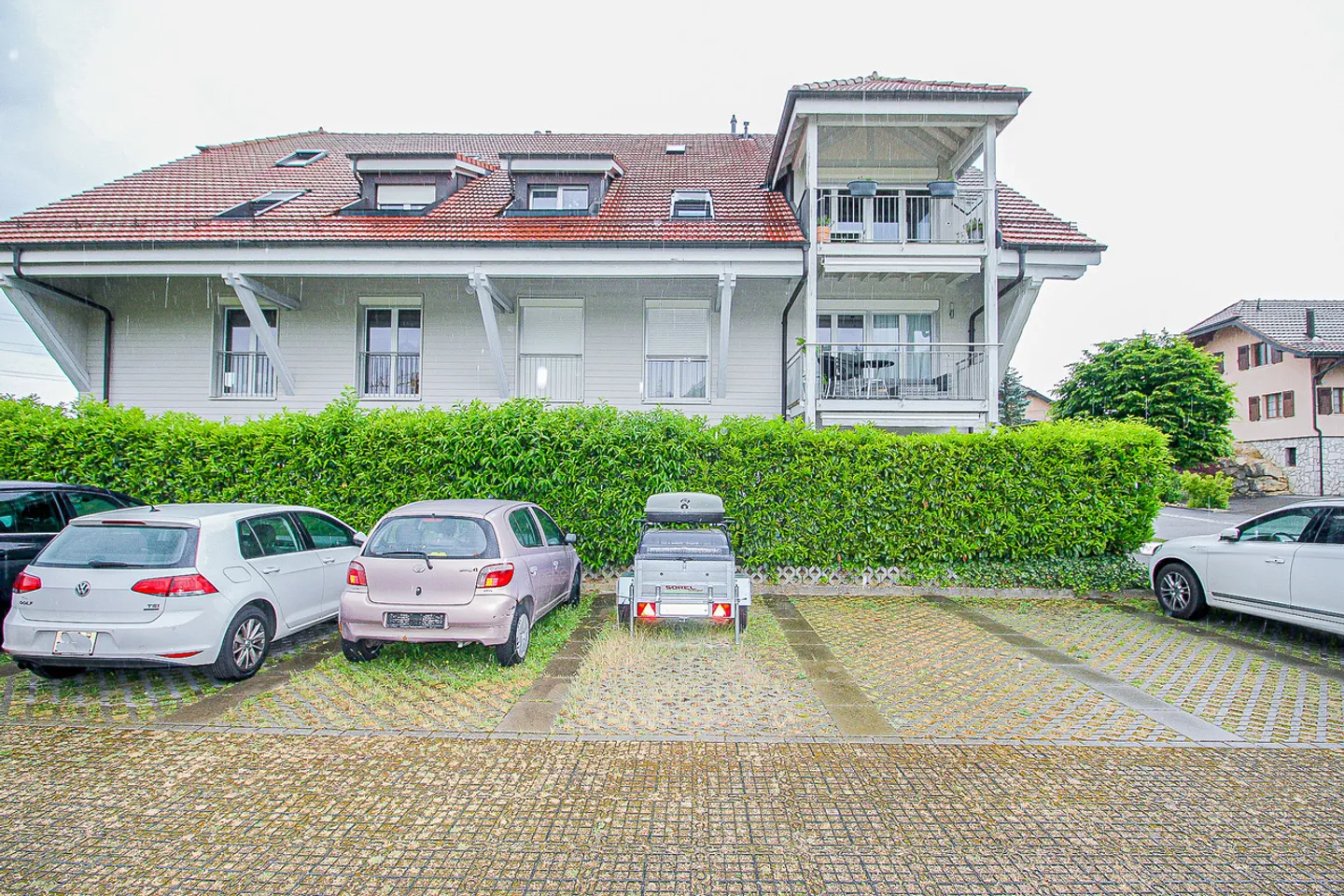 Apartment PPE with 2.5 rooms and terrace, 1 covered + 1 outdoor parking space additionally - Photo 11 of 16
