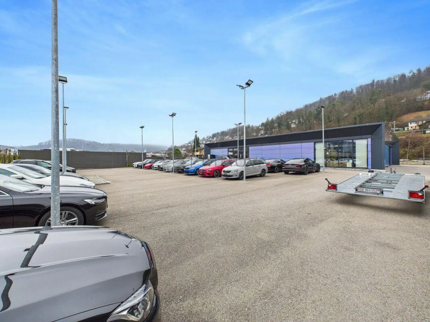 Modern Car Dealership in Prime Location with Approved Business Park Project - Photo 4 of 5
