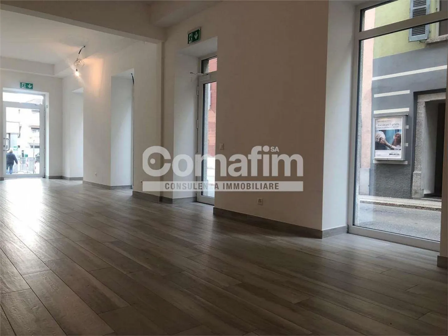 Spazio commerciale nel centro di Biasca - Foto 5 di 10