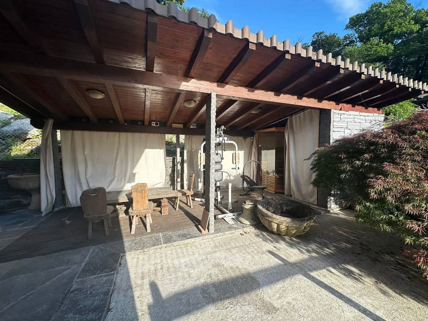 Villa mit Panorama-Pool, Sauna und spektakulärer Aussicht oberhalb Locarno - Foto 13 von 13