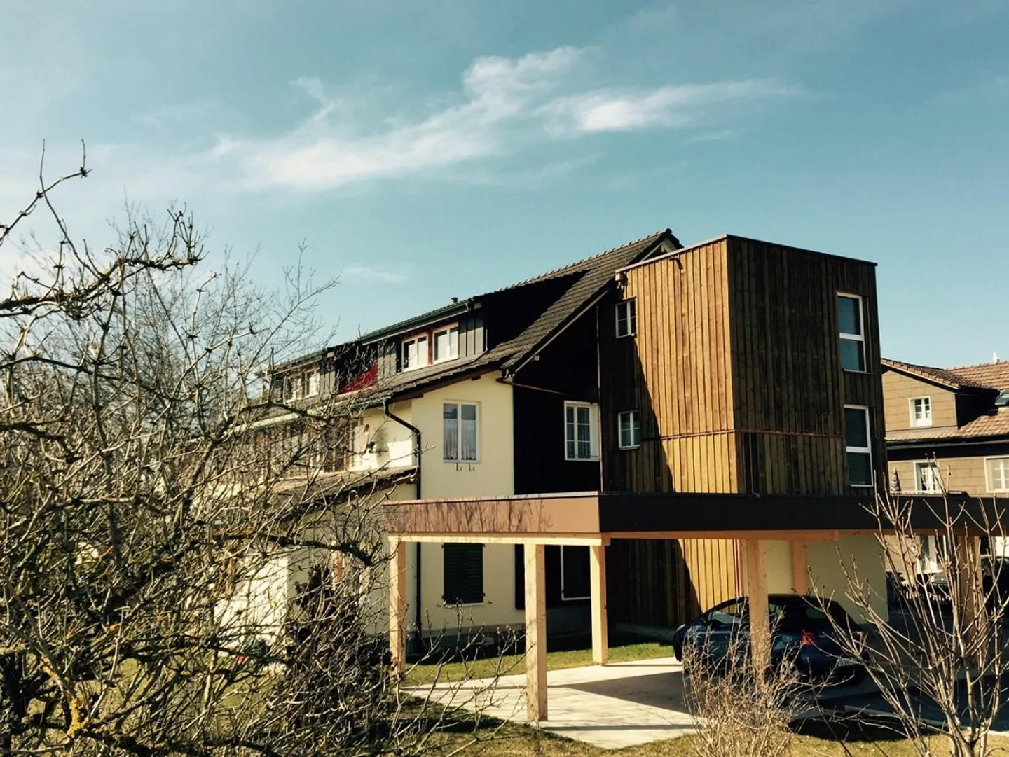 Appartement en penthouse spacieux de 5,5 pièces avec balcon à Happerswil - Photo 1 sur 11