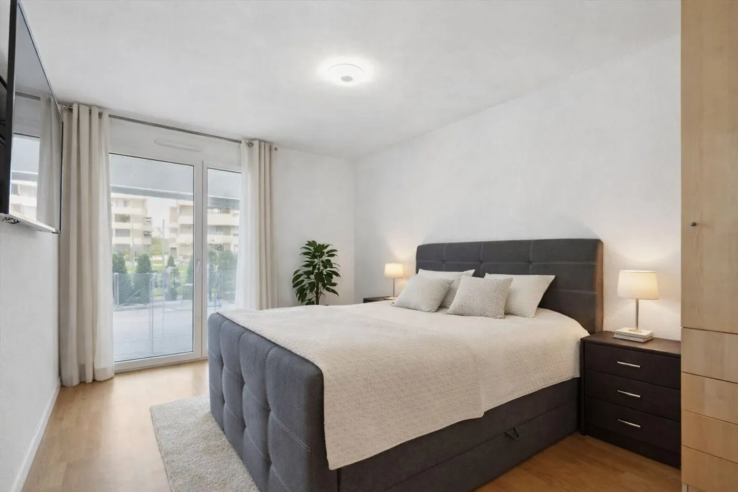 Payerne - 3,5-Zimmer-Wohnung mit zwei Terrassen - Foto 3 von 7