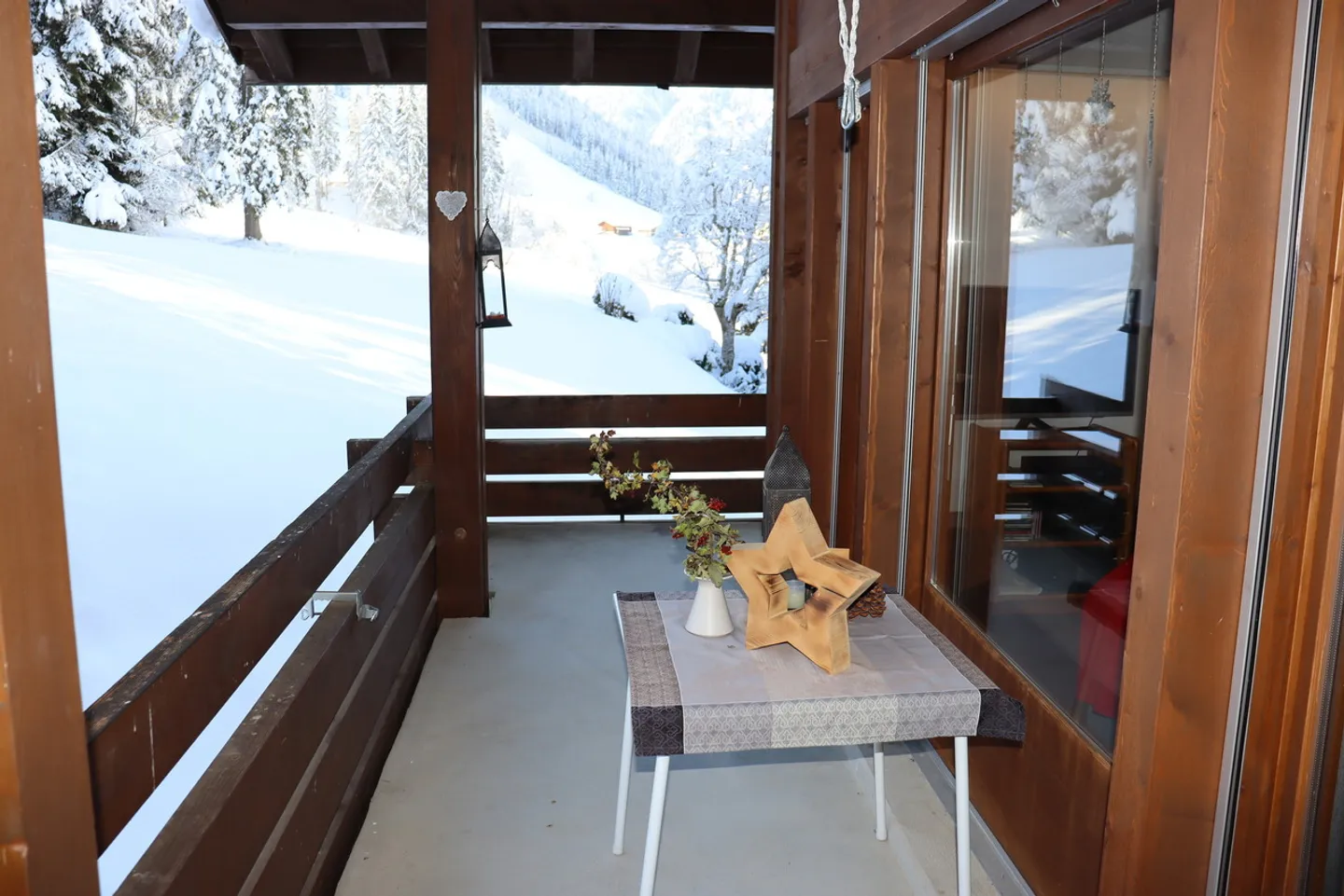 Appartement luxueux de 2,5 pièces au Wiriehorn - Photo 3 sur 17