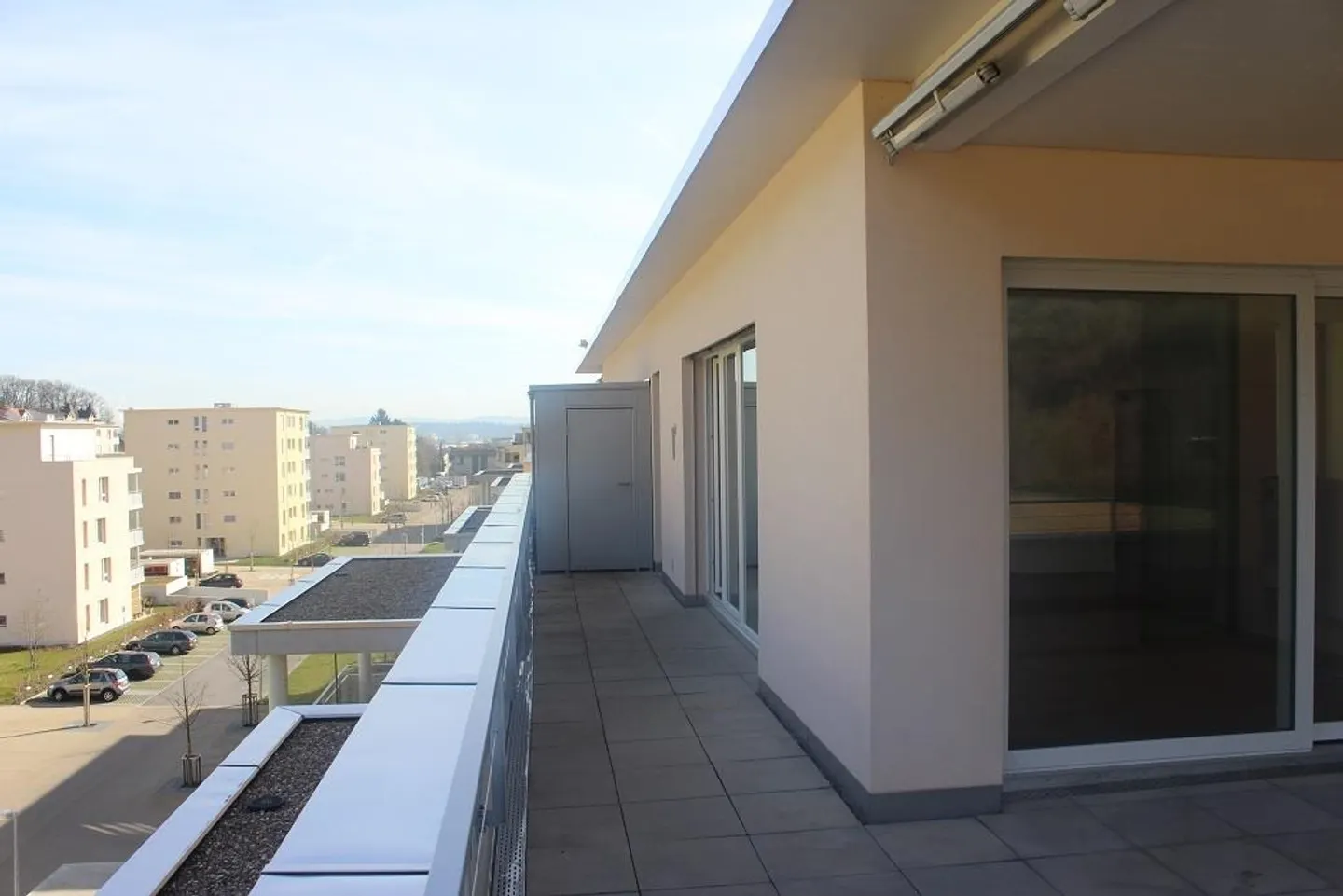 Bellissimo appartamento attico moderno di 3,5 stanze nel parco residenziale Leuenfeld - Foto 13 di 14