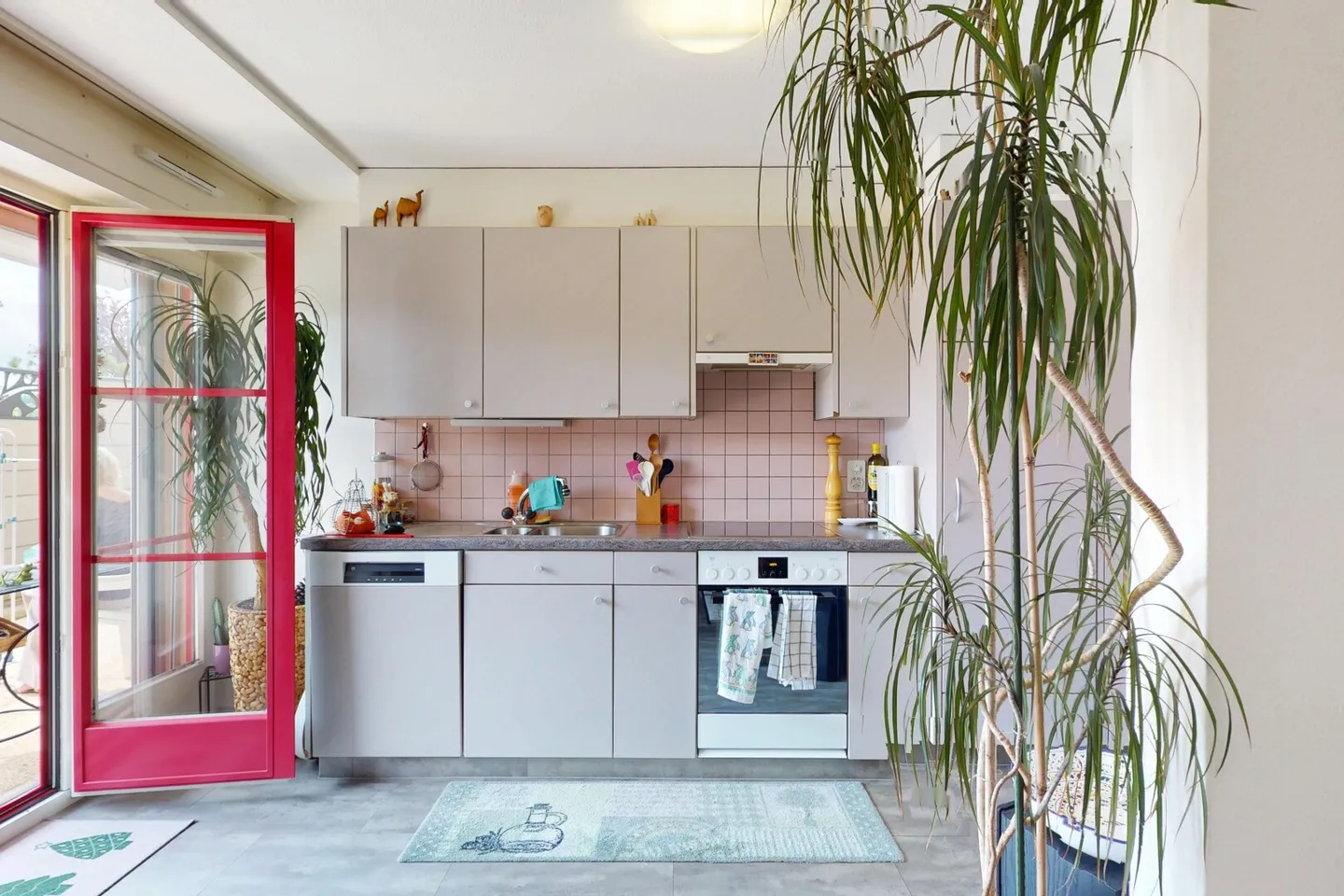 Charming Apartment in Villariaz - Photo 2 of 5