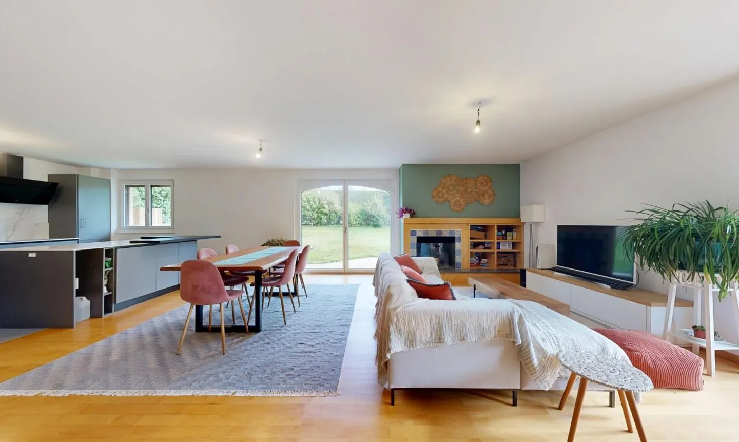 Helles Duplex mit großem Privatgarten - Foto 1 von 11