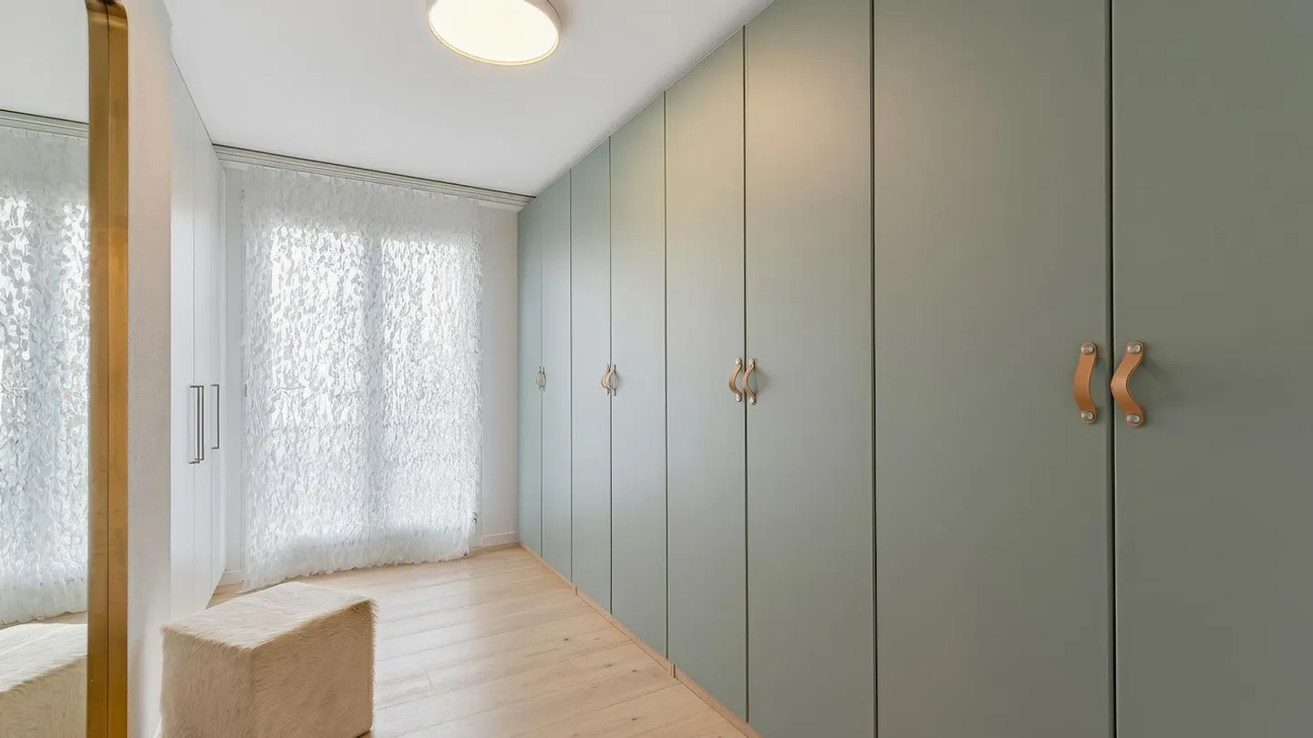 Stylish penthouse apartment with spacious terrace - Photo 5 of 8