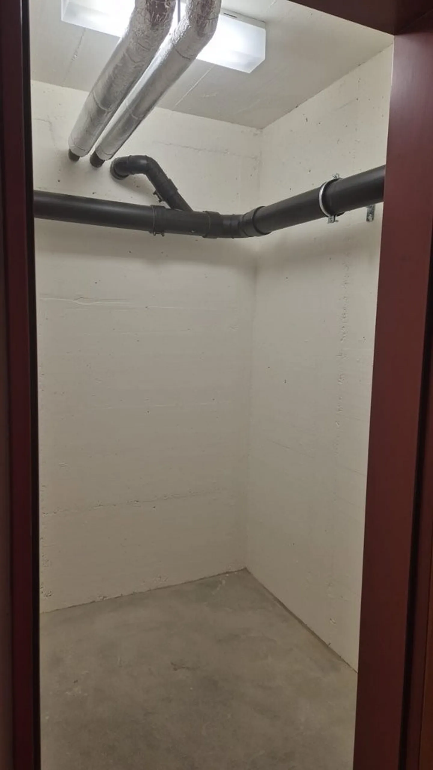 Storage room for rent in Basel - Photo 3 of 5