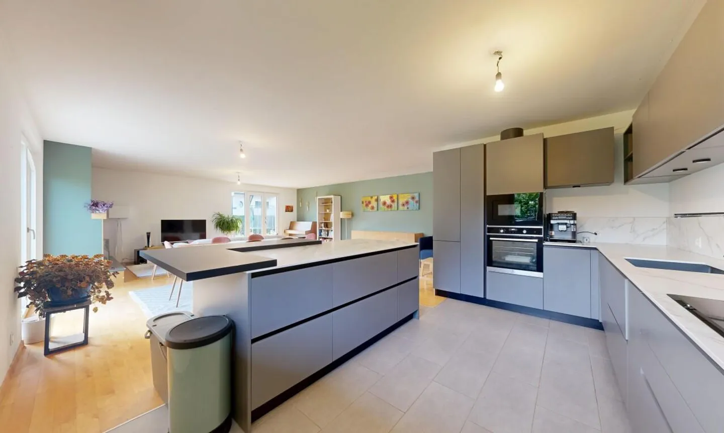 Helles Duplex mit großem Privatgarten - Foto 7 von 11