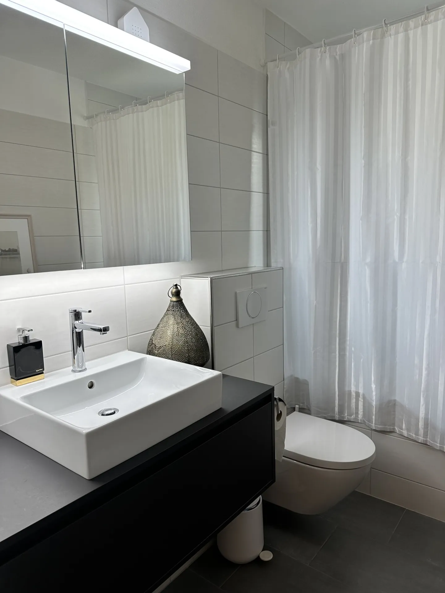 APPARTEMENT DE 2½ PIÈCES À ZURICH, MEUBLÉ, TEMPORAIRE - Photo 5 sur 10