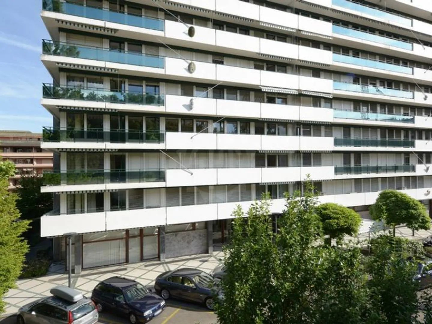 Pleasant Offices - Geneva - Photo 2 of 4