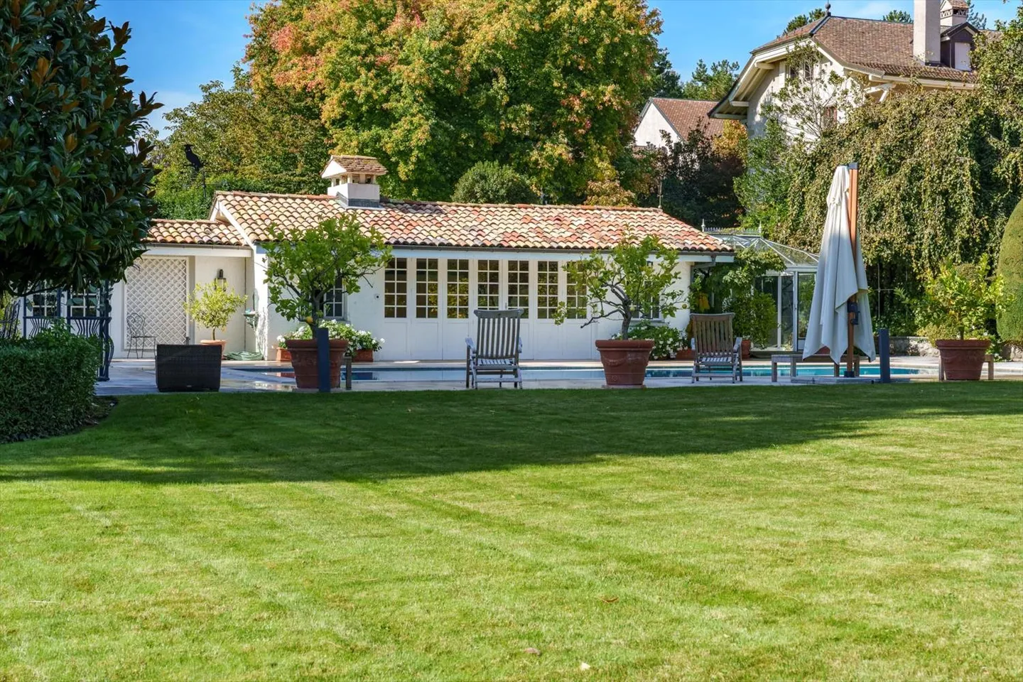 Large estate of high standard in Vandoeuvres - Photo 6 of 12