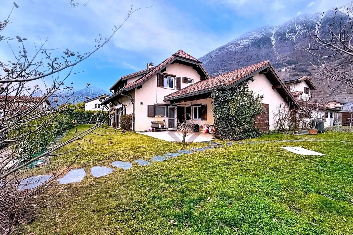 Maison Écologique à Fully - Photo 1 sur 12