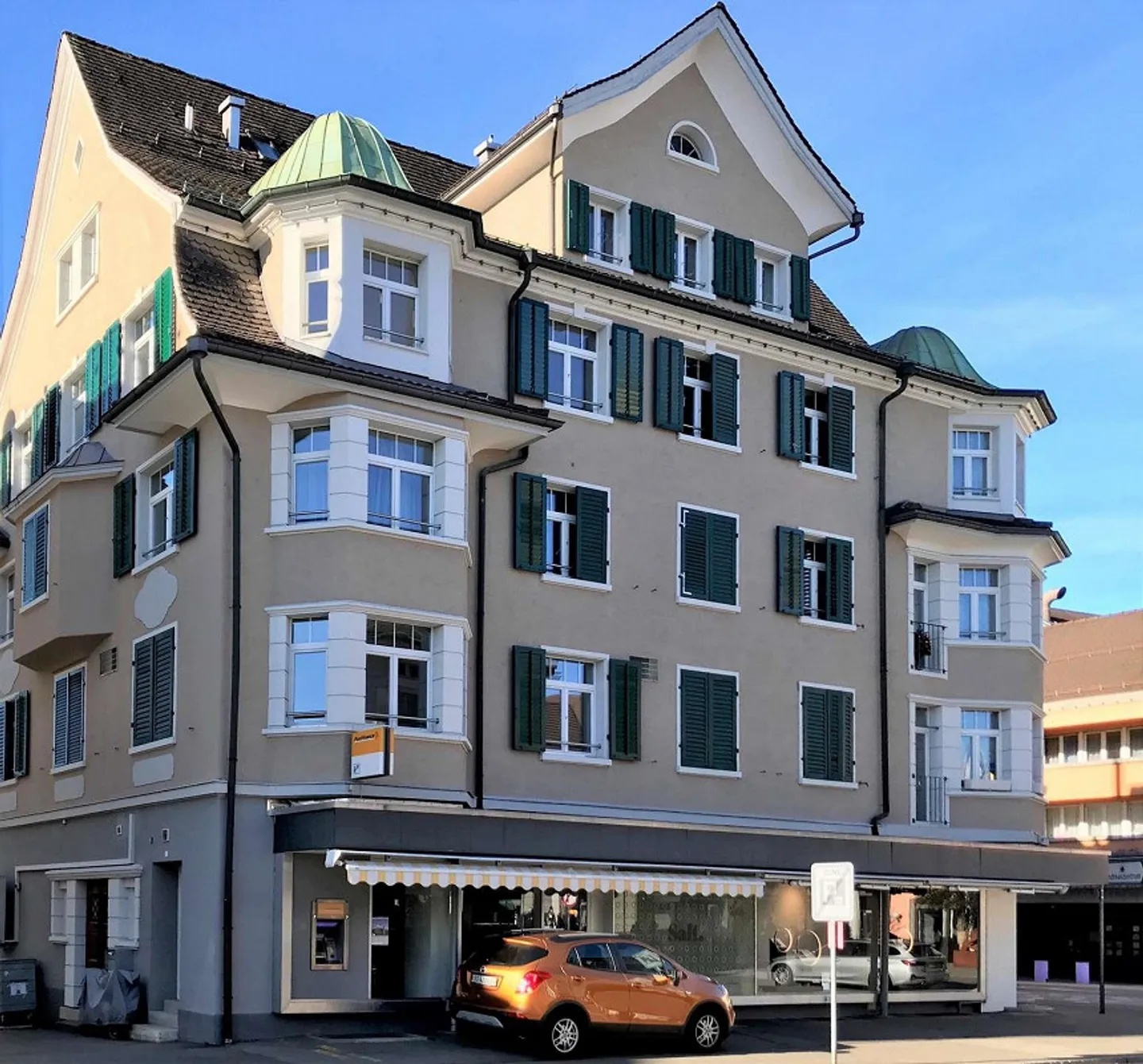 Residential and commercial building with charm in the center of Gossau - Photo 5 of 5