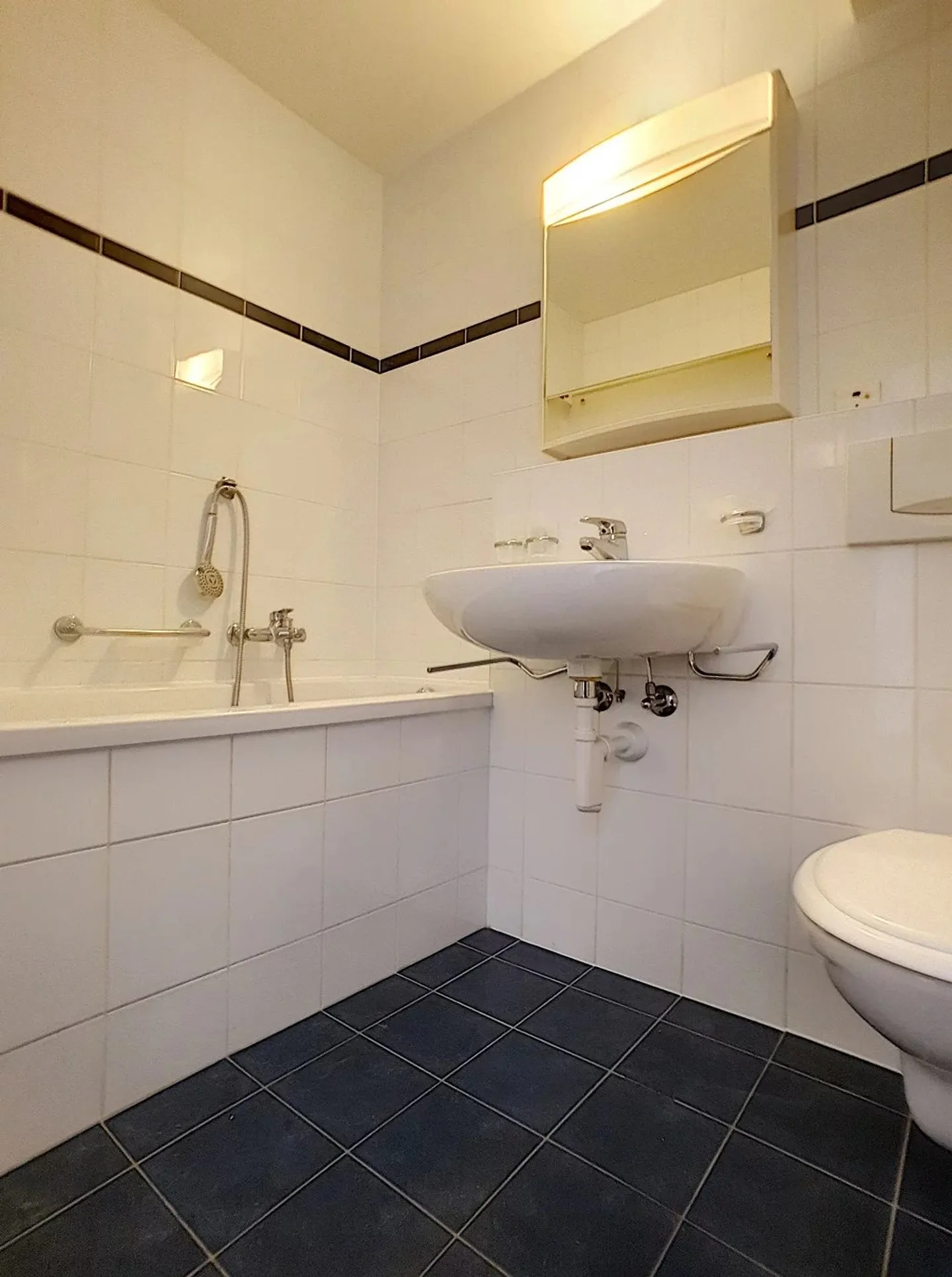 Appartement 3.5 pièces central - Photo 7 sur 8