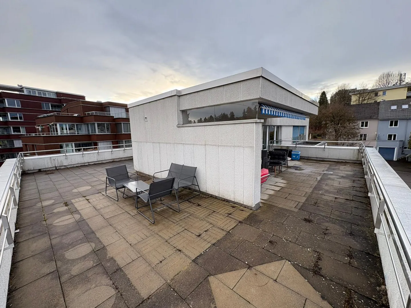 Appartement de 5 pièces à louer à Zurich - Photo 2 sur 7