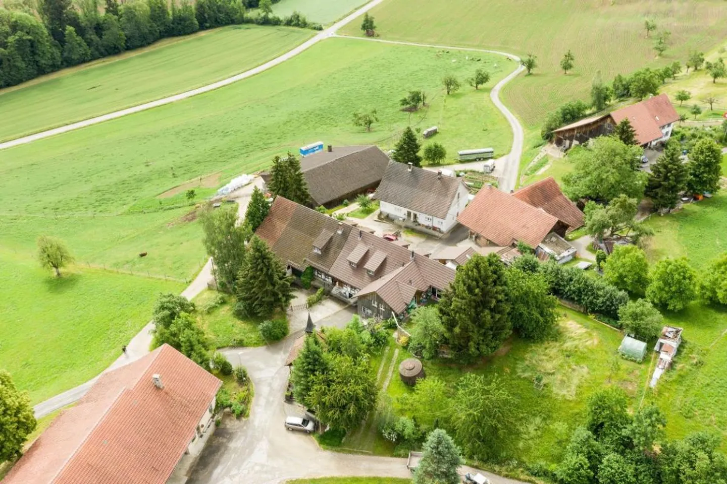 Fattoria di 9 stanze - Foto 1 di 5