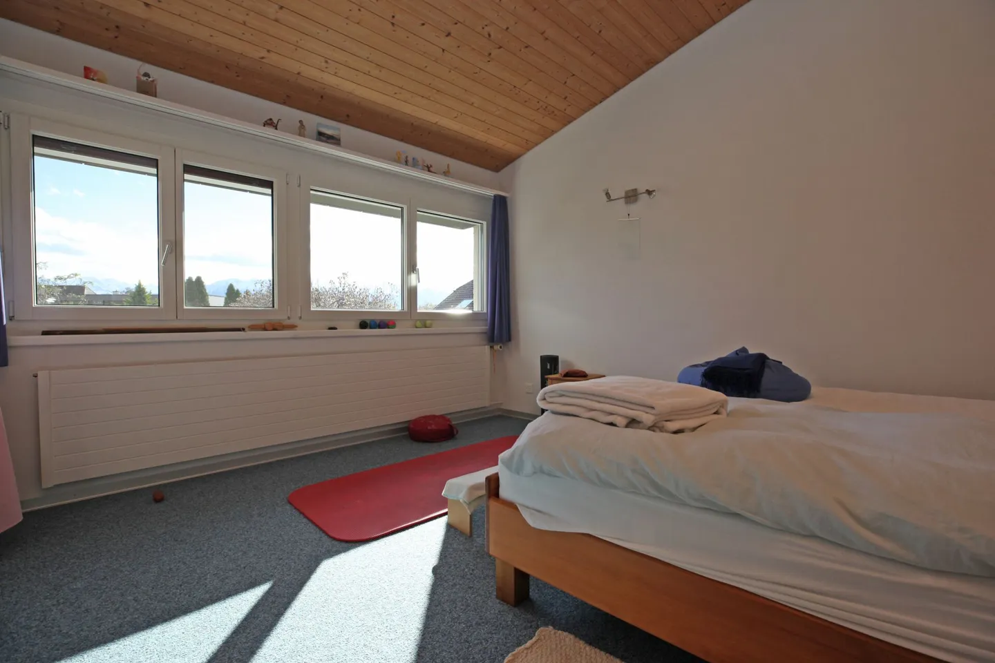 5-room corner house with extension, garden & communal pool - Photo 13 of 14