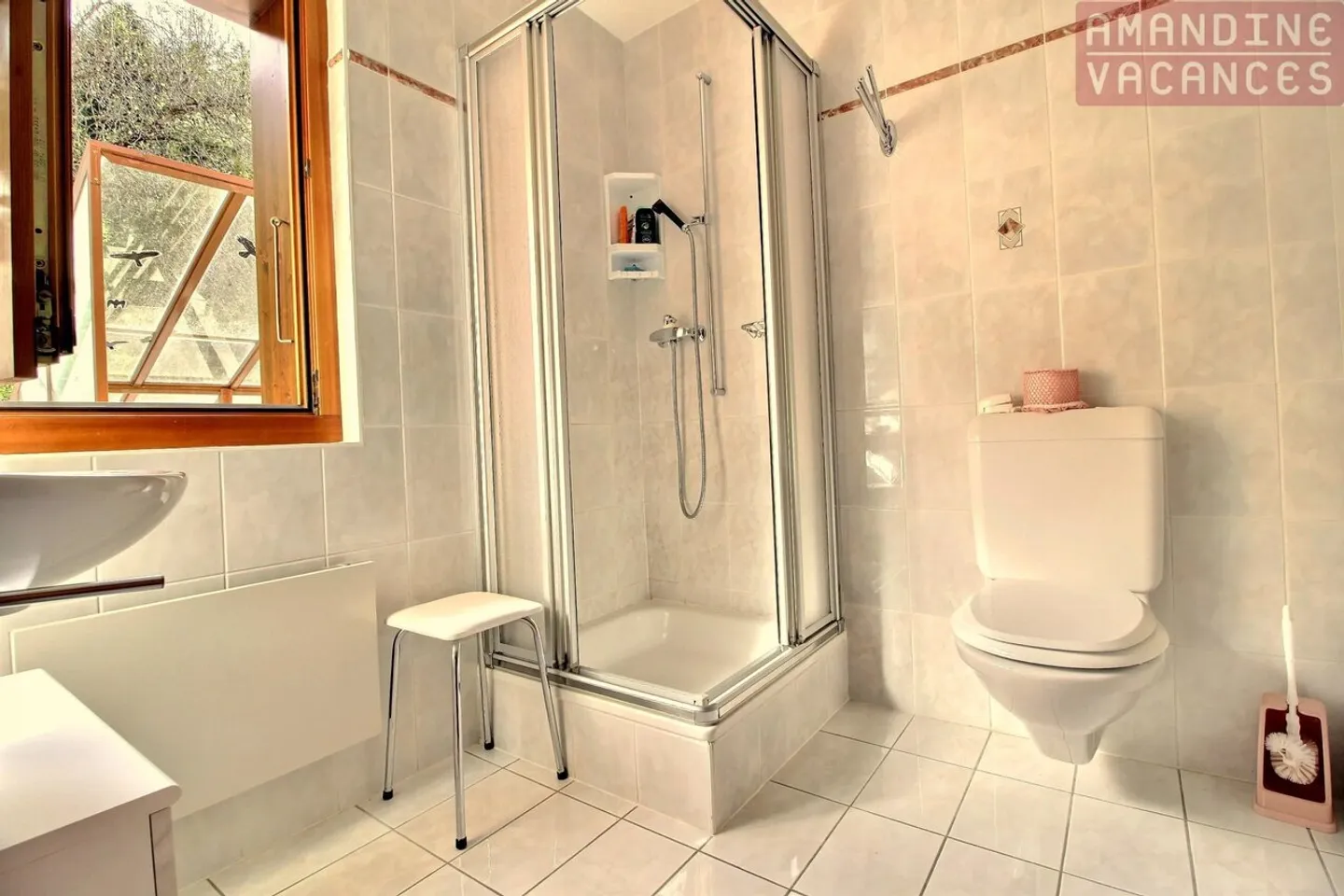 Appartement Charmant avec Vue Alpine - Photo 7 sur 13