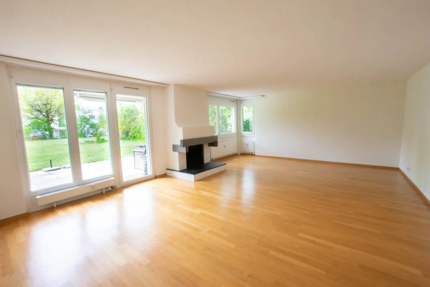 Appartement spacieux de 5,5 pièces à louer - Photo 2 sur 10