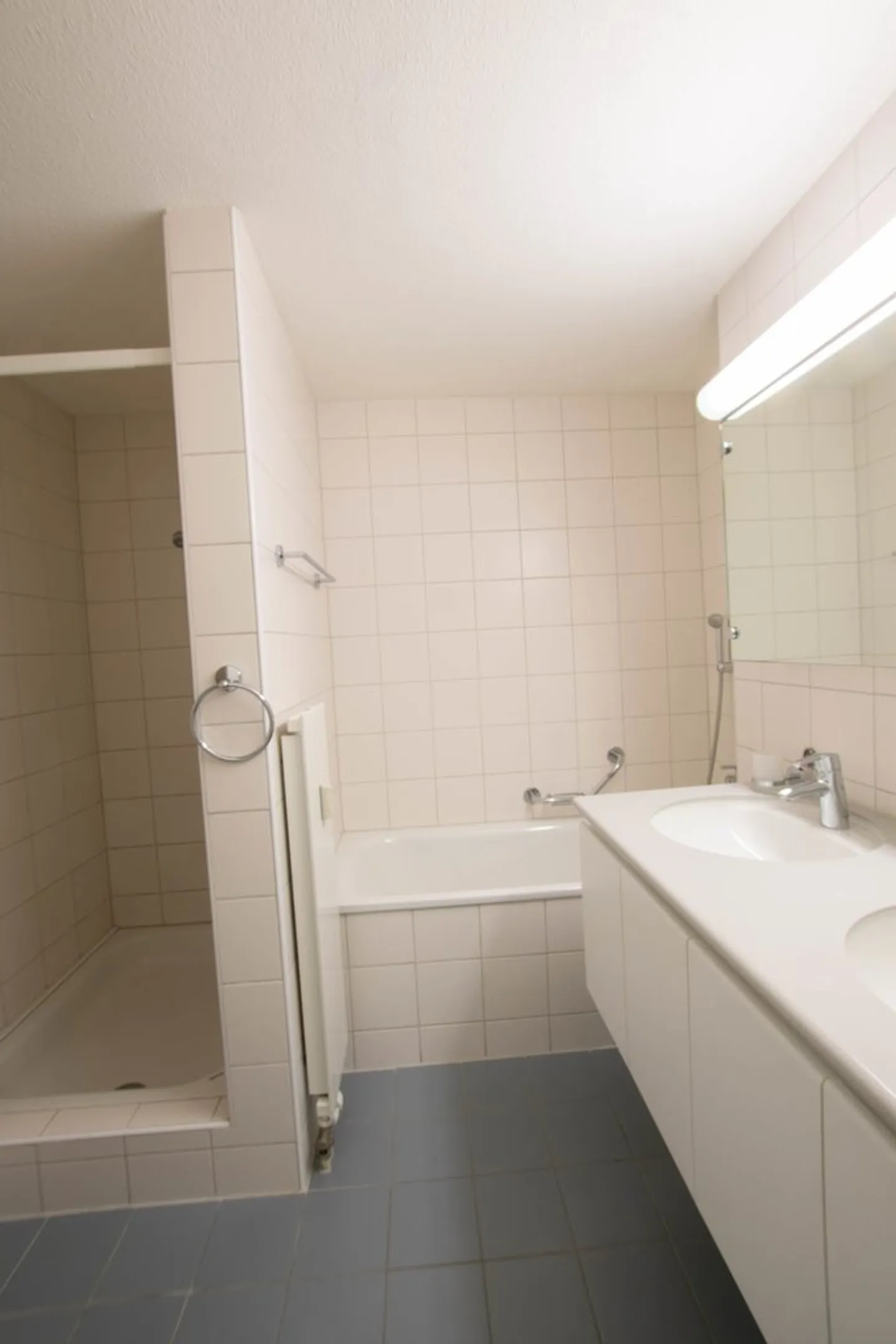 Appartement spacieux de 5,5 pièces à louer - Photo 8 sur 10