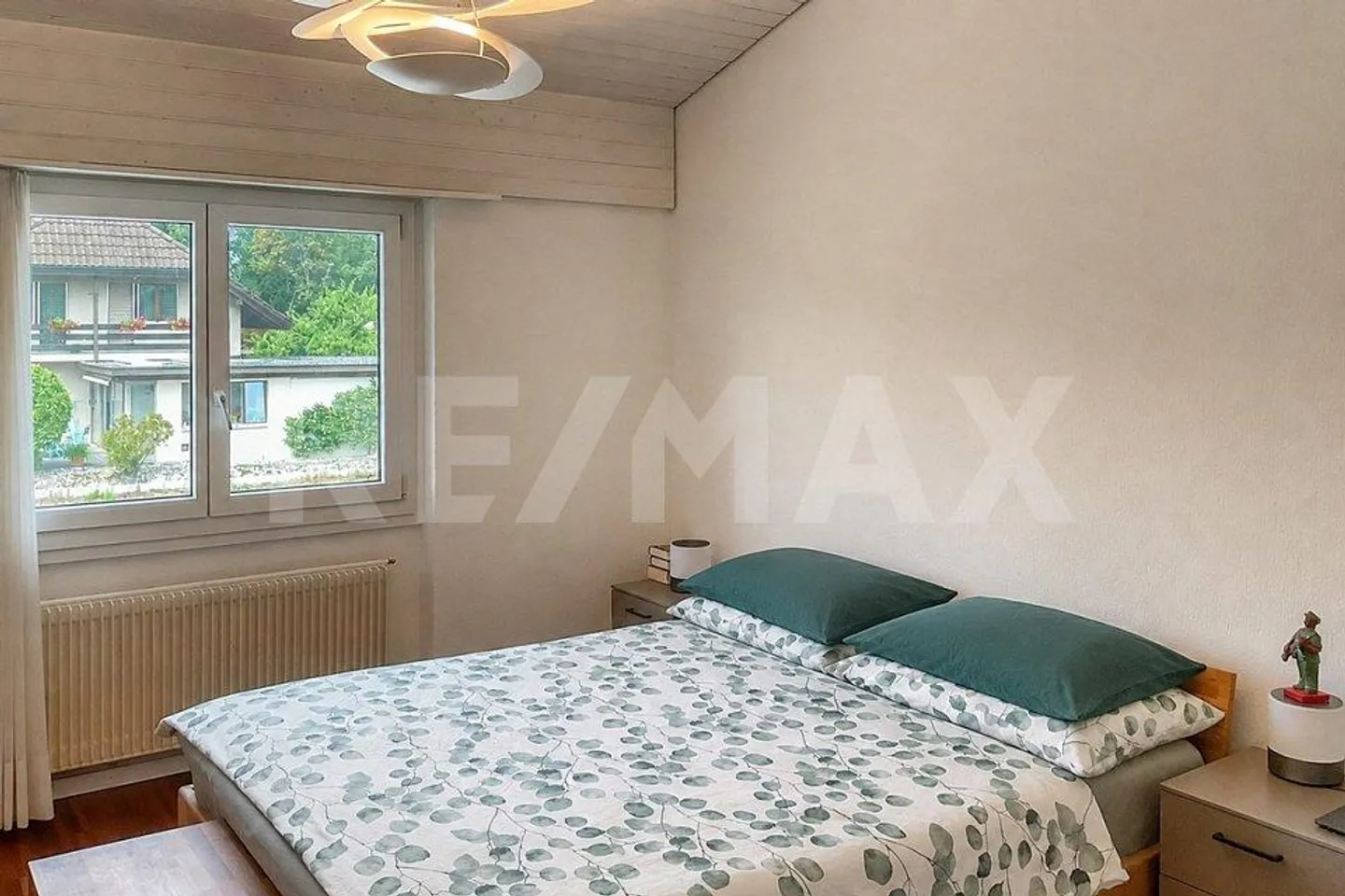 Charmantes Einfamilienhaus mit Pool - Foto 11 von 13