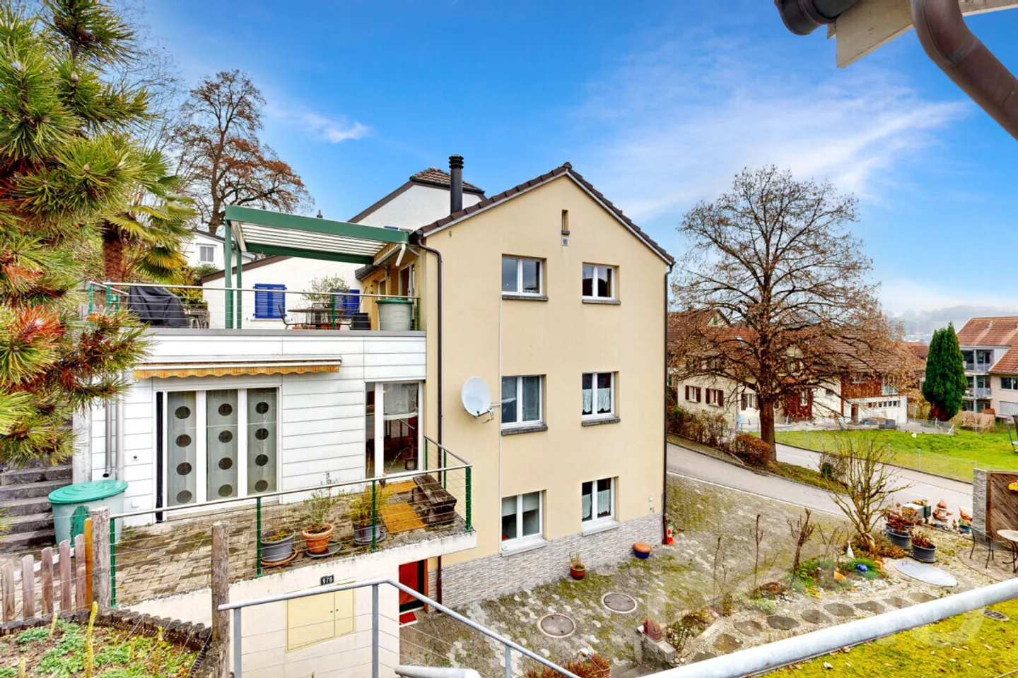 Grosszügiges Einfamilienhaus mit Aussicht - Foto 12 von 12