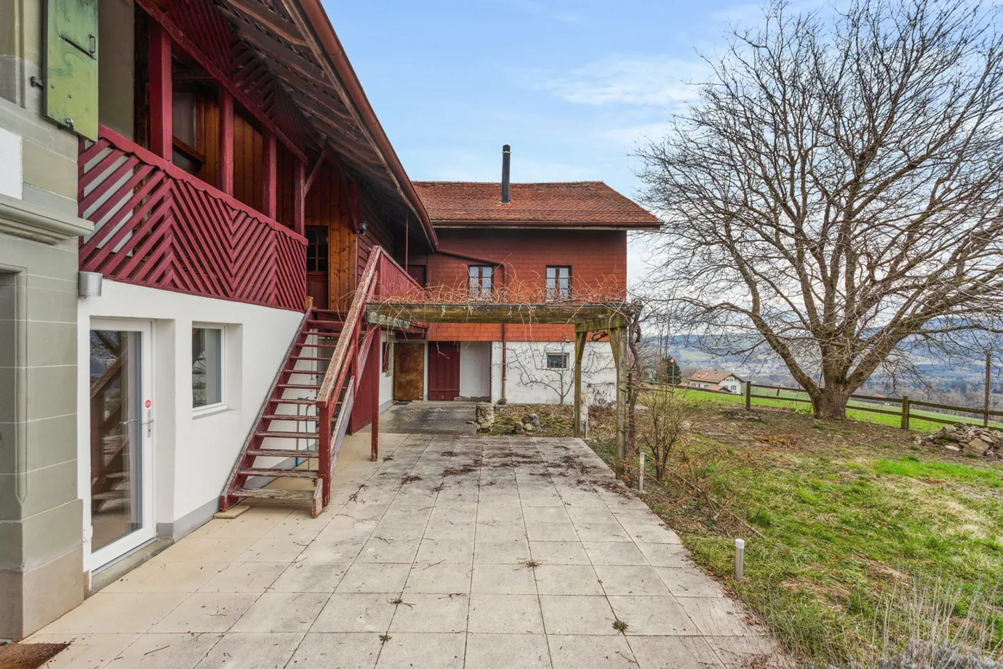 19th Century Renovated Farm and Barn Convertible into 3 Apartments - Photo 4 of 15