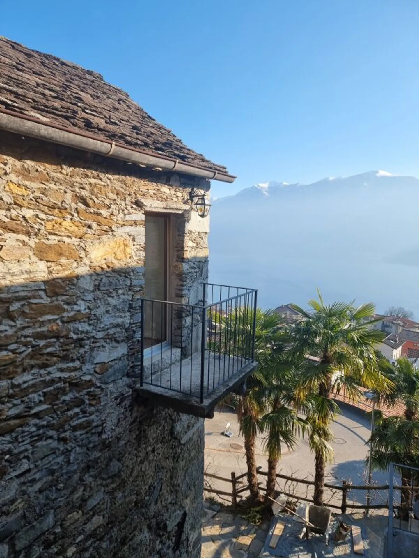 Superbe appartement 2 pièces dans un Rustico rénové avec parking - Photo 2 sur 9