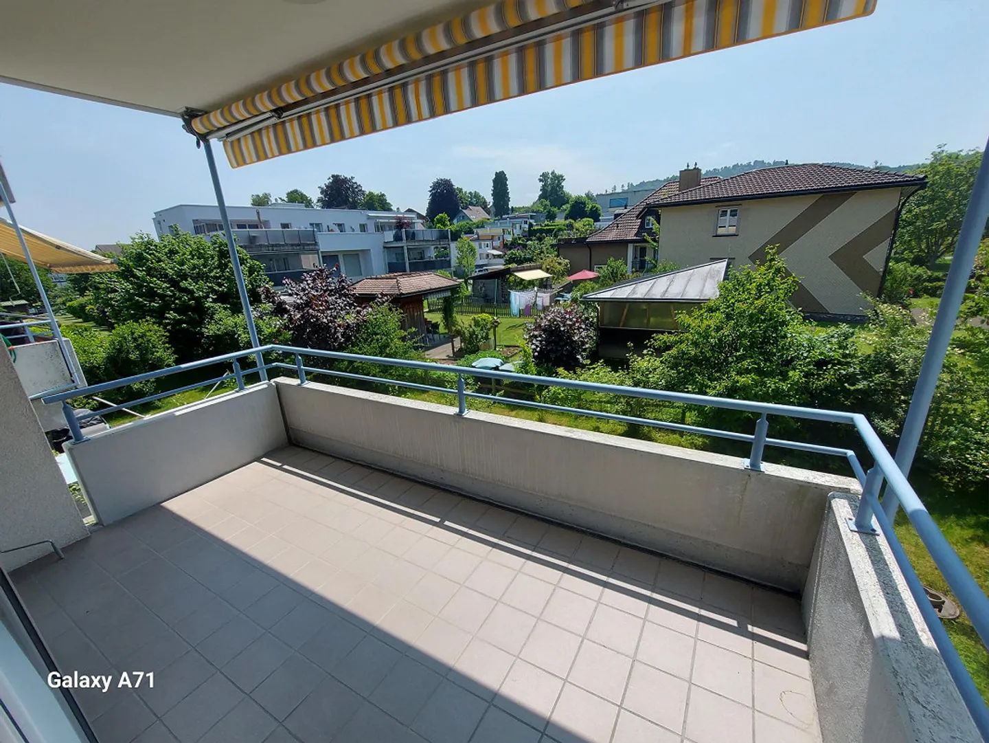 Grosszügige, sonnige 3 1/2 Zi-Wohnung 1.OG - Foto 10 von 11