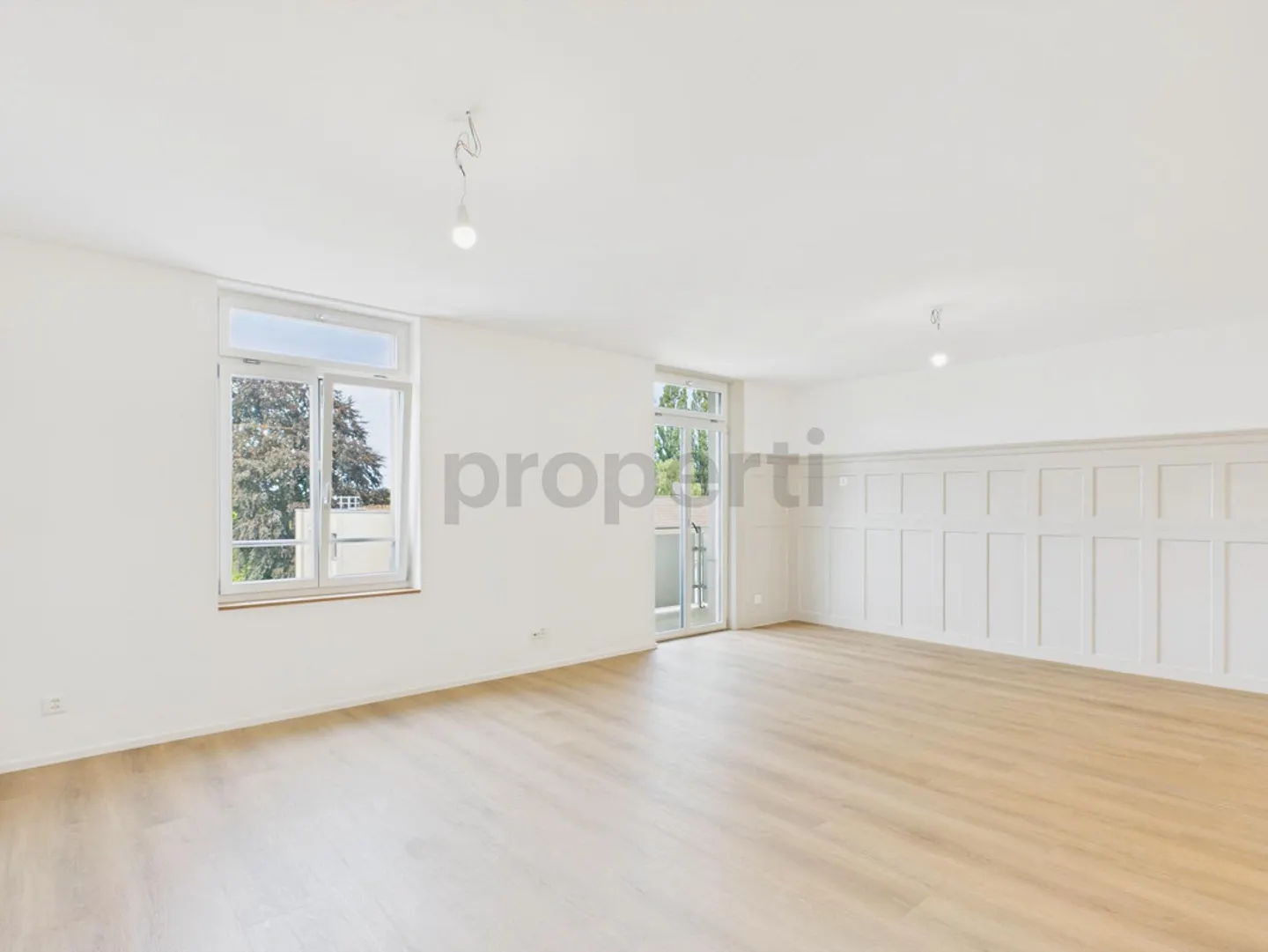 Maisonette moderna ristrutturata di 4,5 stanze con balcone a Rheineck - Foto 9 di 23