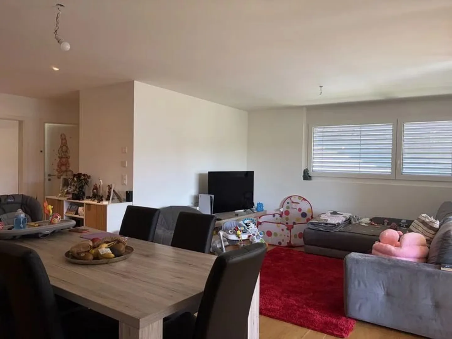 Charmant Appartement 4.5 pièces - Photo 3 sur 8