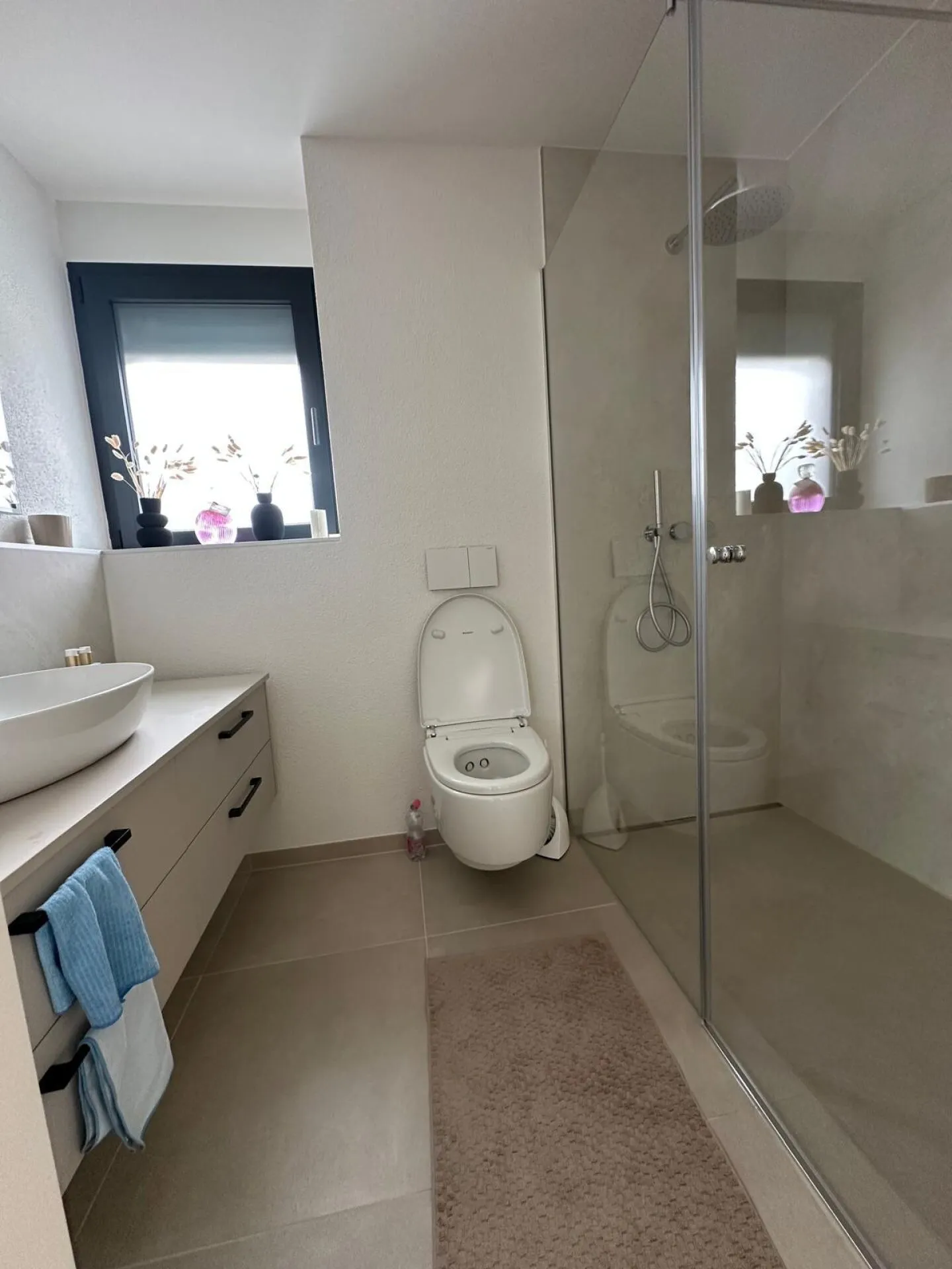 FIRST OCCUPANCY - LUXURIOUS 5.5-ROOM MAISONETTE APARTMENT - Photo 9 of 9