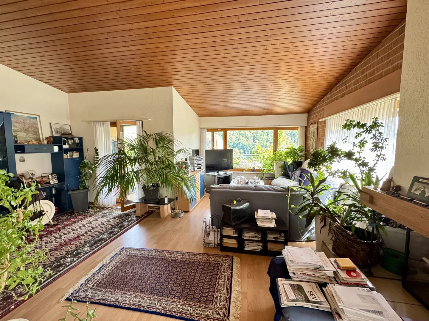 Casa unifamiliare con appartamento separato e grande terrazza - Foto 11 di 25