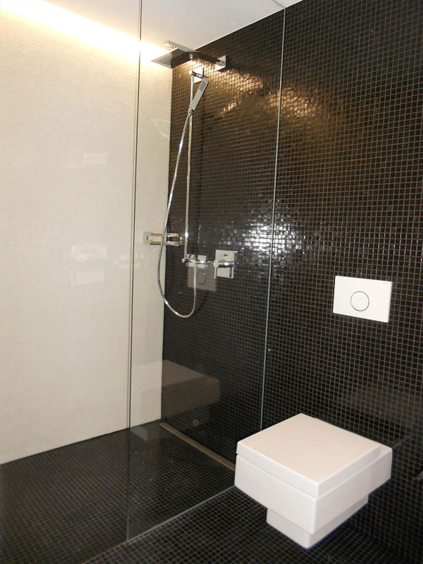 Appartement moderne dans la vieille ville - Photo 4 sur 7