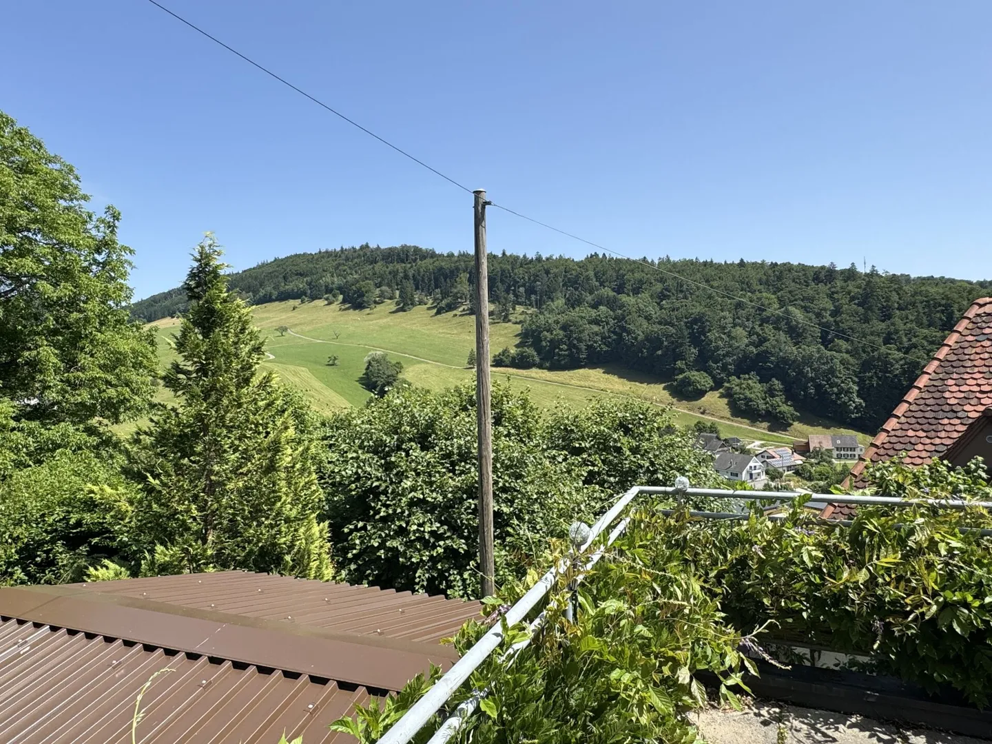 Casa unifamiliare con appartamento separato e grande terrazza - Foto 8 di 25