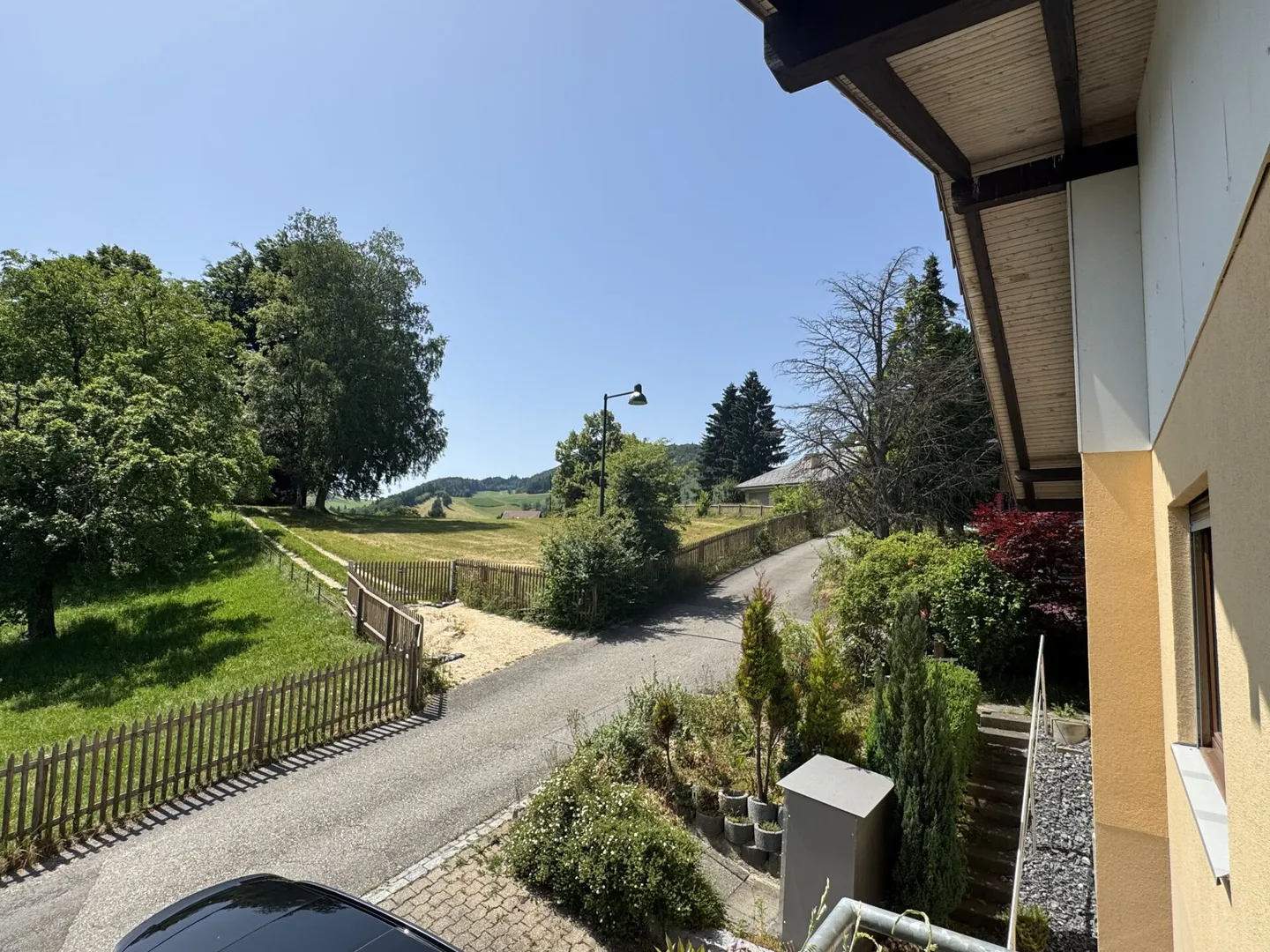 Casa unifamiliare con appartamento separato e grande terrazza - Foto 19 di 25