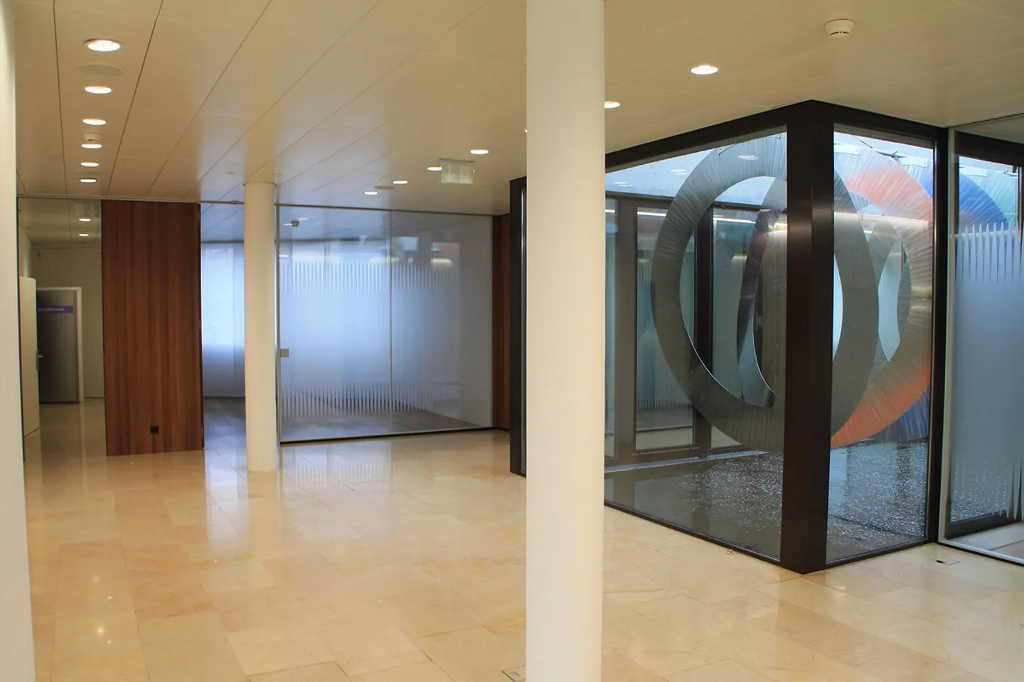 377 m² di spazio commerciale – ideale per uno studio, un asilo o l'istruzione - Foto 1 di 7