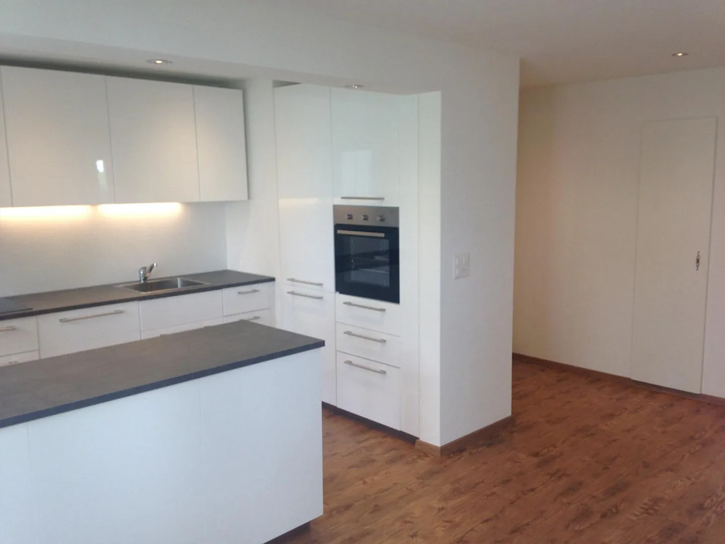 appartement lumineux et ensoleillé de 4,5 pièces - Photo 4 sur 25