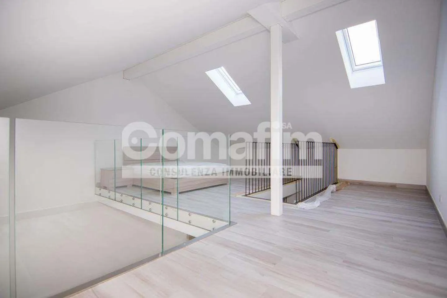 Duplex 3,5 locali nel pieno centro di Biasca - Foto 5 di 7