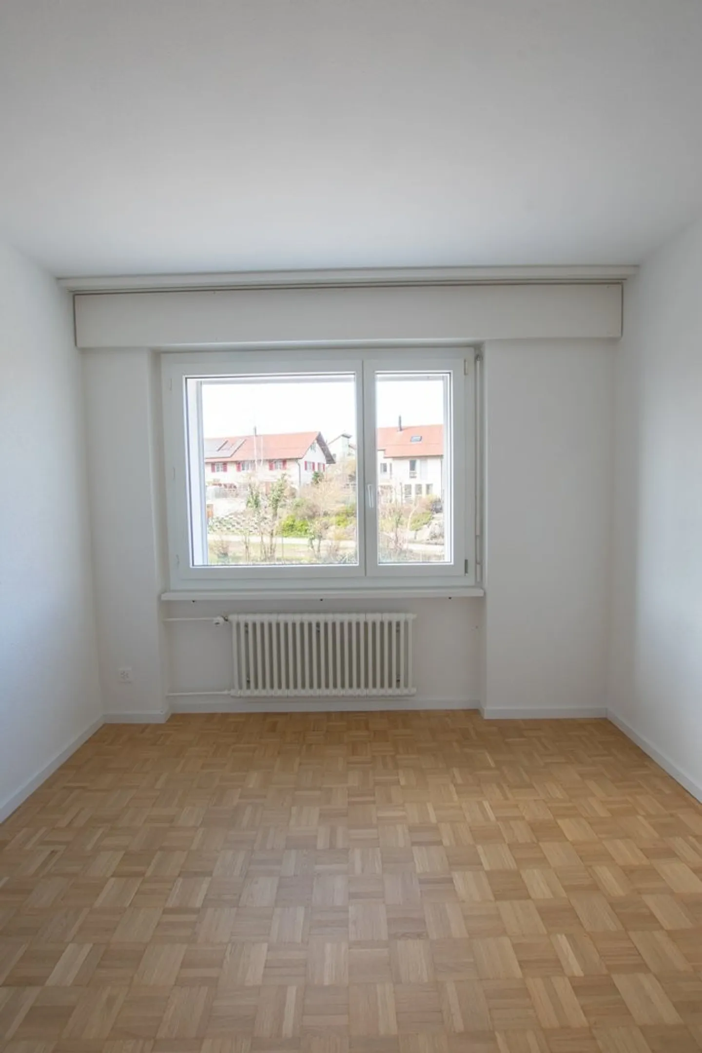 Moderne 4.5-Zimmerwohnung zu vermieten - Foto 3 von 10