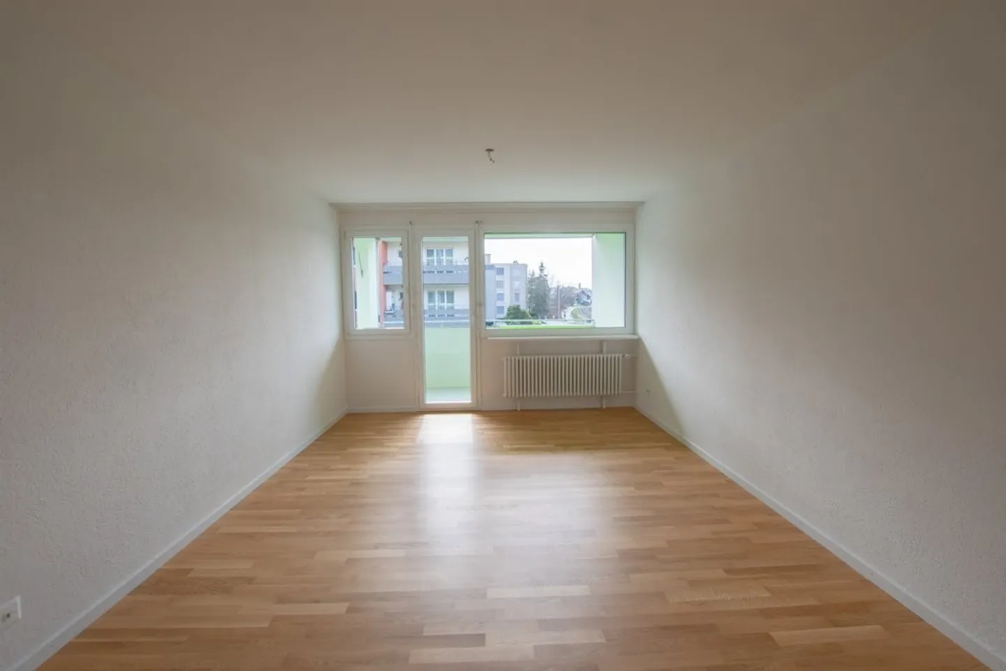 Moderne 4.5-Zimmerwohnung zu vermieten - Foto 4 von 10