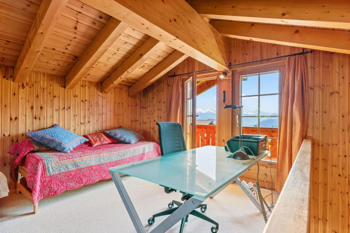 Magnifico chalet in legno in una posizione tranquilla - situazione eccezionale - Foto 9 di 12