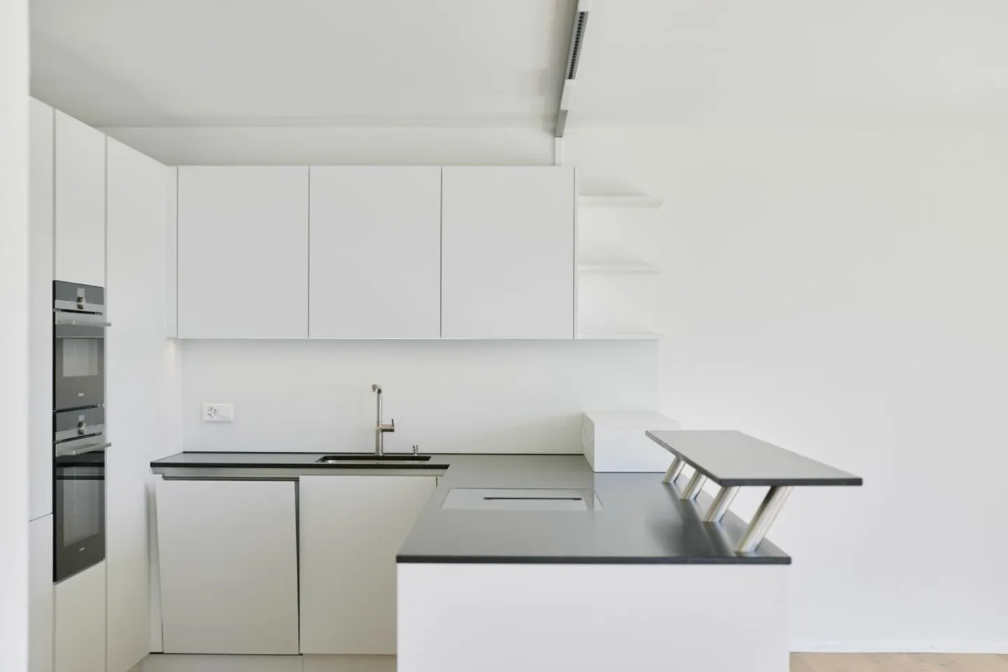 Appartement en attique avec vue dégagée - Photo 4 sur 13