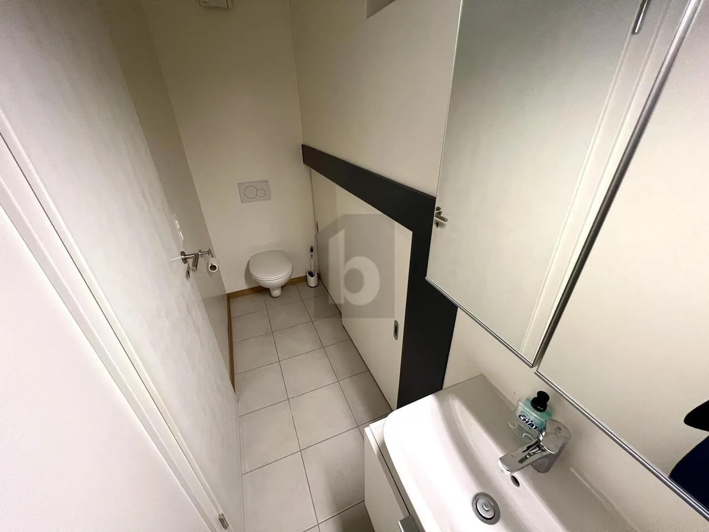 Rustico e moderno nella zona commerciale - Foto 5 di 6