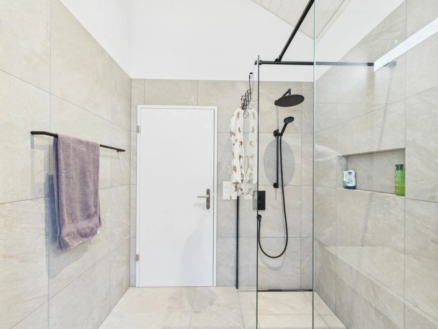 Comme Neuf et Prêt à Emménager Maison de 6 Pièces - Photo 10 sur 15